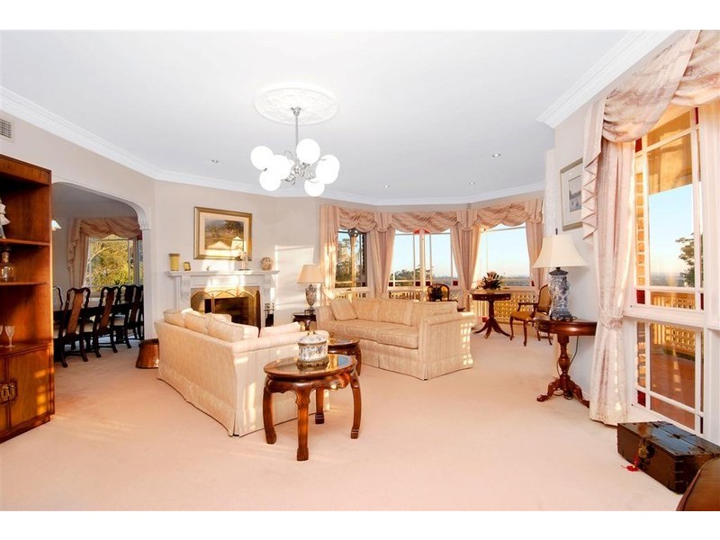 30 Sandhurst Crescent, Glenhaven NSW 2156