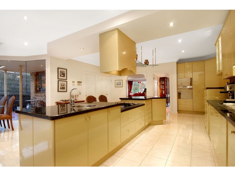 30 Sandhurst Crescent, Glenhaven NSW 2156