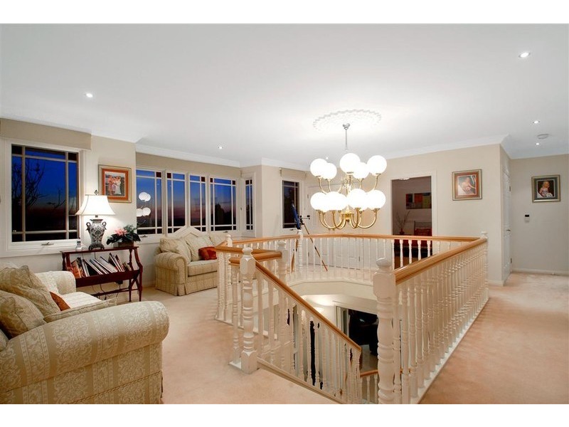 30 Sandhurst Crescent, Glenhaven NSW 2156