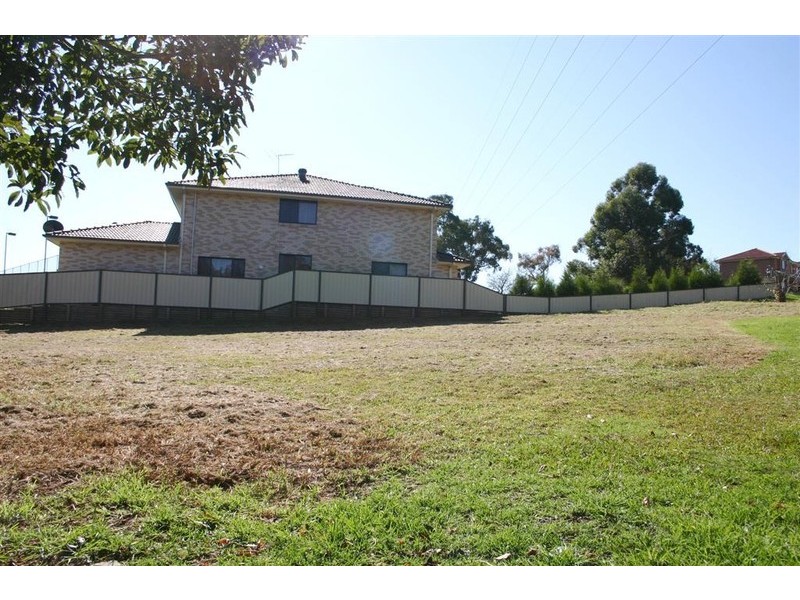 3 Autumn Leaf Grove, Cherrybrook NSW 2126