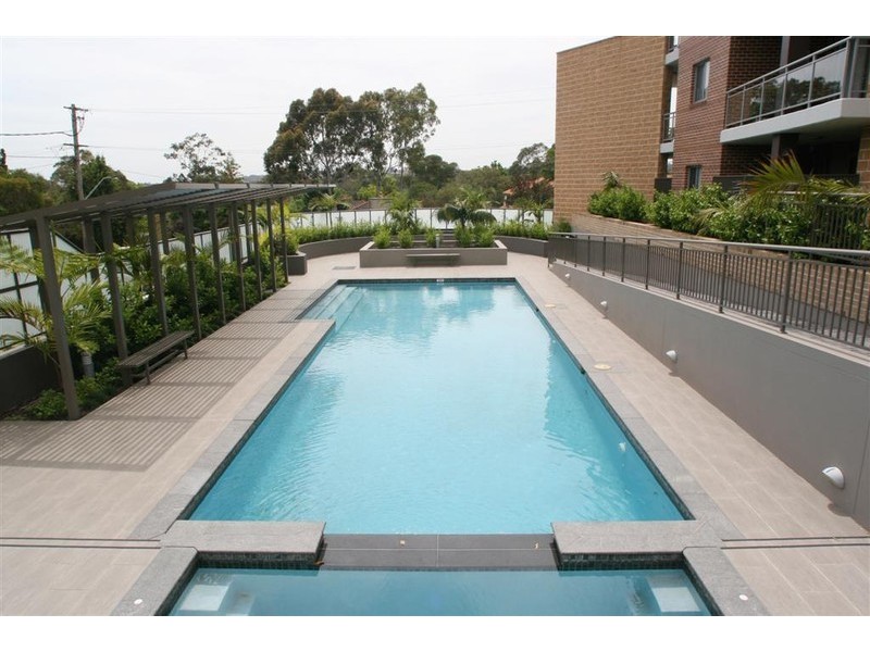 7/33-37 Cecil Avenue, Castle Hill NSW 2154
