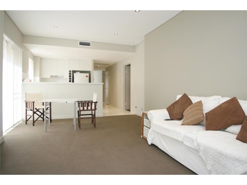 7/33-37 Cecil Avenue, Castle Hill NSW 2154