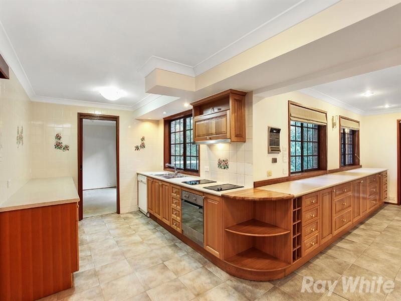 10 Ashford Avenue, Castle Hill NSW 2154