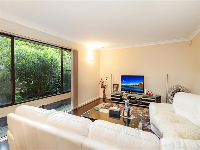 112 Excelsior Avenue, Castle Hill NSW 2154