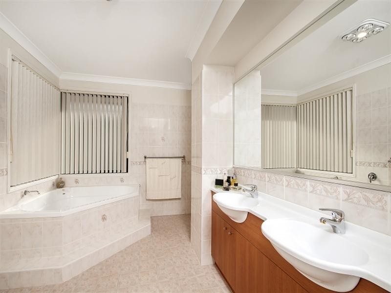 212 Meurants Lane, Glenwood NSW 2768