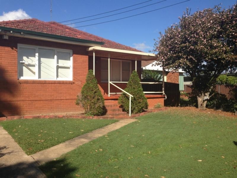 40 Regent Street, Riverstone NSW 2765