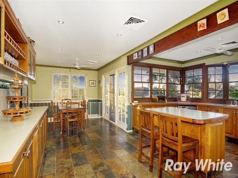 5 Kanangra Avenue, Baulkham Hills NSW 2153