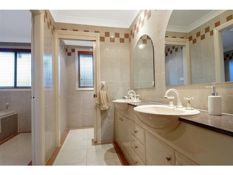 27 John Radley Avenue, Dural NSW 2158