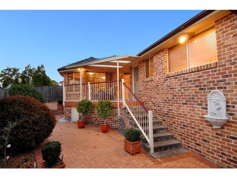 27 John Radley Avenue, Dural NSW 2158