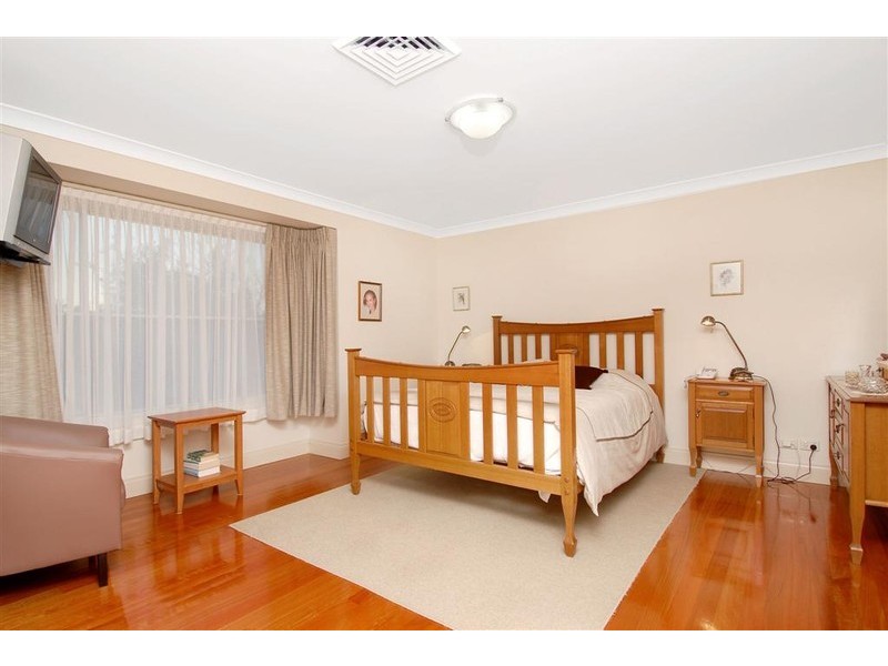 27 John Radley Avenue, Dural NSW 2158