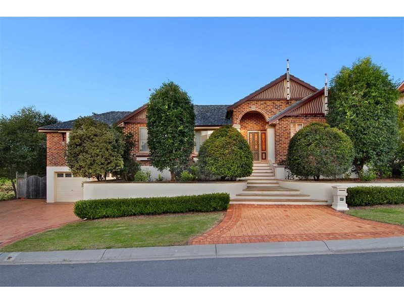 27 John Radley Avenue, Dural NSW 2158