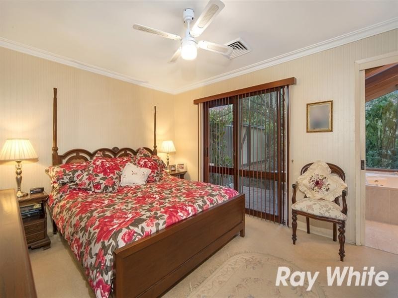 8 Lukes Lane, Baulkham Hills NSW 2153