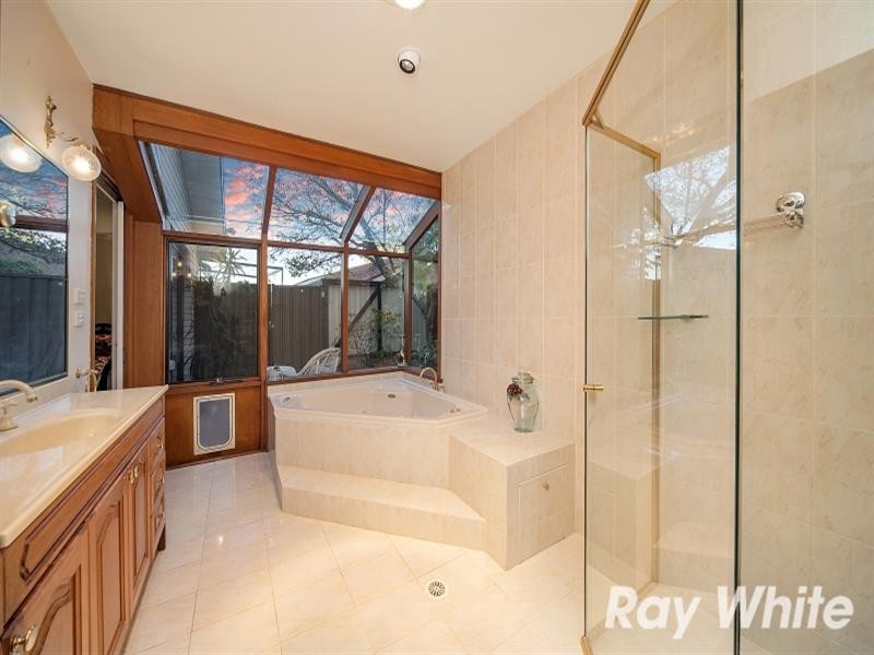 8 Lukes Lane, Baulkham Hills NSW 2153