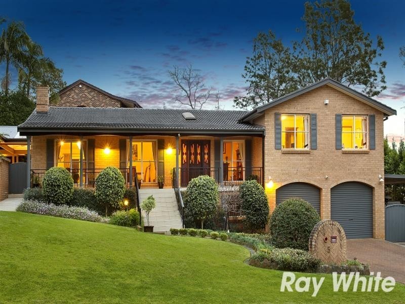 5 Winchcombe Place, Castle Hill NSW 2154