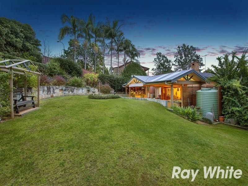 5 Winchcombe Place, Castle Hill NSW 2154