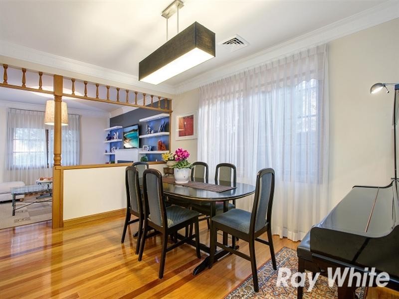 9 Sanctuary Point Road, West Pennant Hills NSW 2125