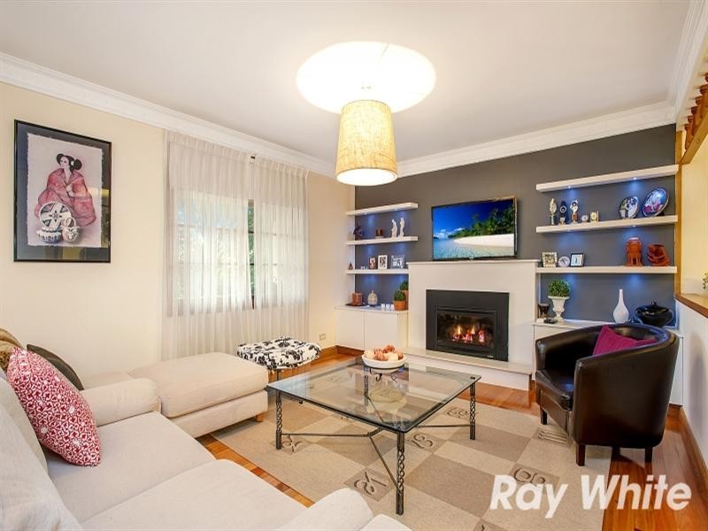 9 Sanctuary Point Road, West Pennant Hills NSW 2125