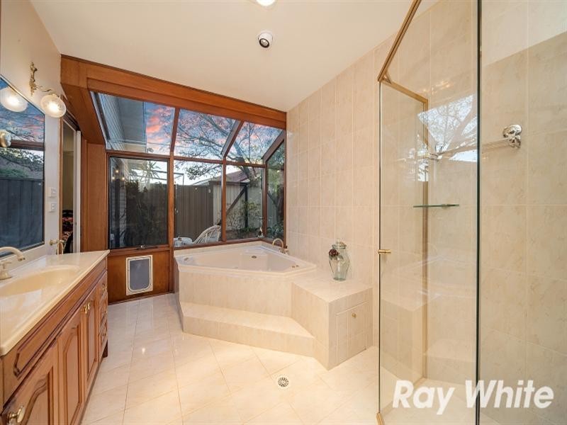 8 Lukes Lane, Baulkham Hills NSW 2153