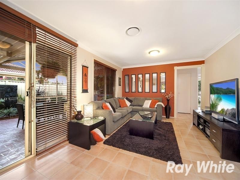 2 Amuet Place, Glenwood NSW 2768