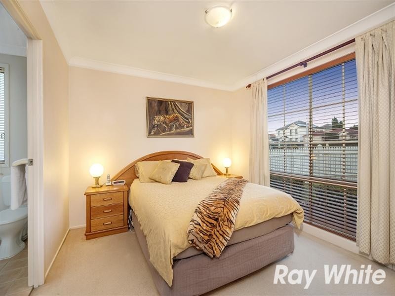 2 Amuet Place, Glenwood NSW 2768