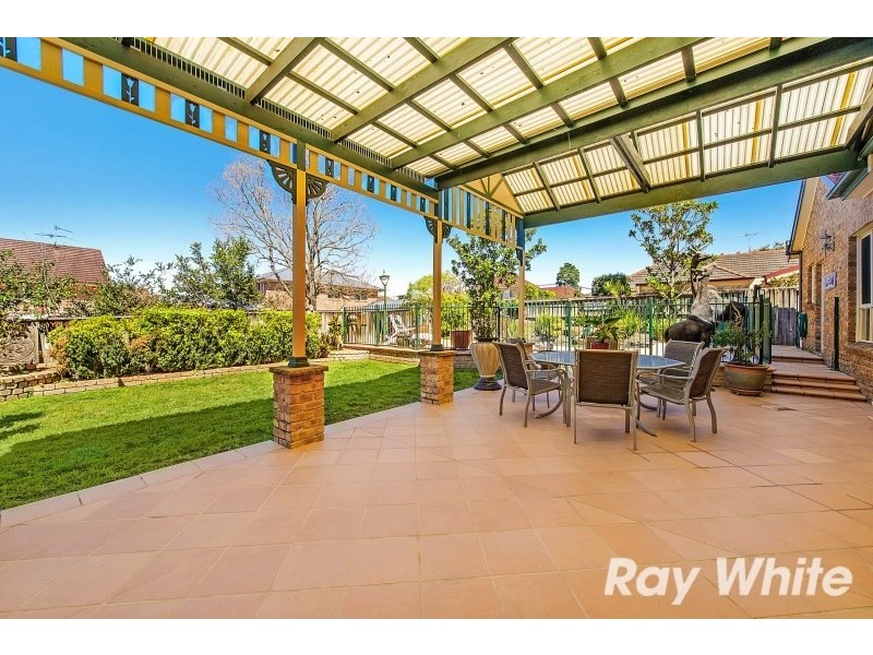 10 Beaumaris Avenue, Castle Hill NSW 2154