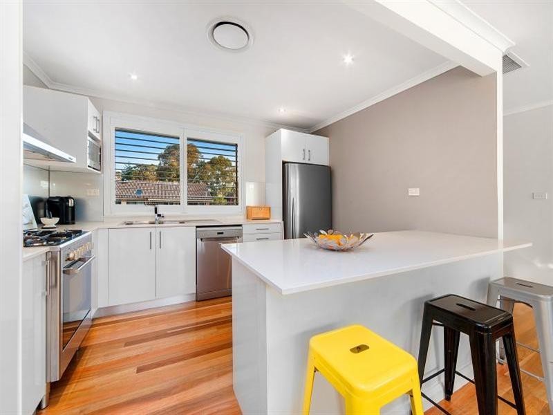 5 Roberts Place, Mcgraths Hill NSW 2756