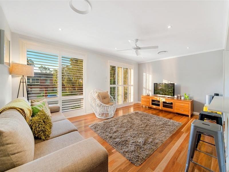 5 Roberts Place, Mcgraths Hill NSW 2756