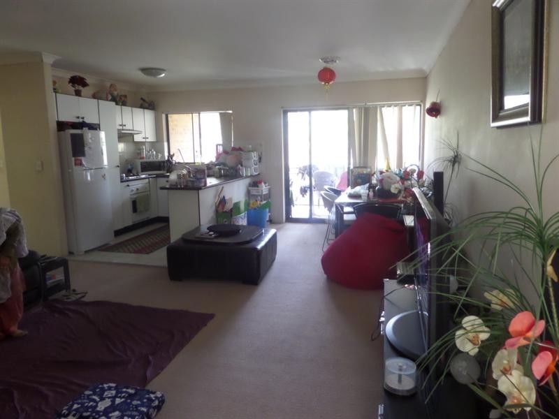 12/58-60 Fullagar Road, Wentworthville NSW 2145