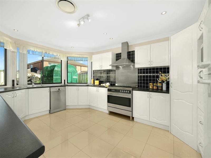 38 Orleans Way, Castle Hill NSW 2154