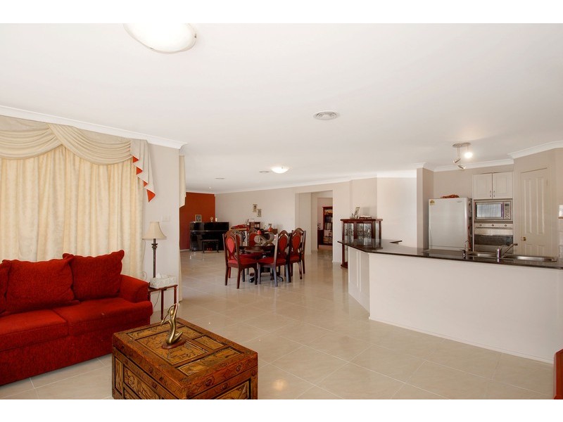 95 Chepstow Drive, Castle Hill NSW 2154