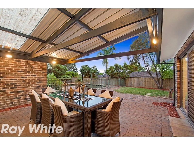 4 Wychwood Place, Castle Hill NSW 2154