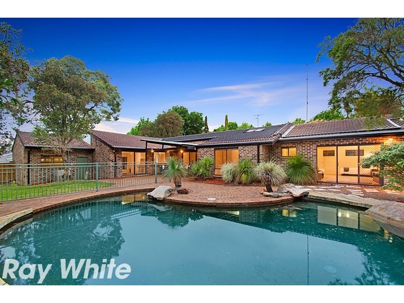 4 Wychwood Place, Castle Hill NSW 2154