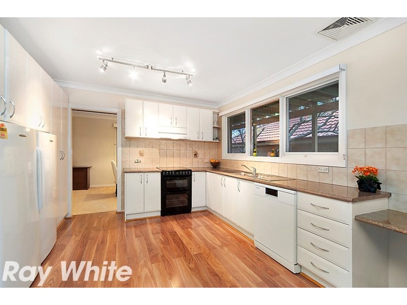 11 Bimbil Place, Castle Hill NSW 2154