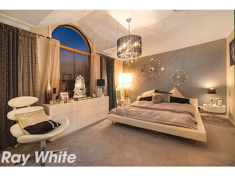 39 Fairmont Avenue, Bella Vista NSW 2153