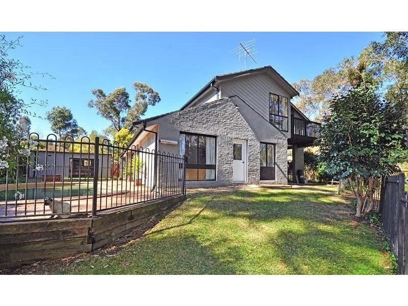 19 Knightsbridge Place, Castle Hill NSW 2154