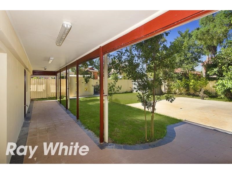 22 Roberts Place, Mcgraths Hill NSW 2756