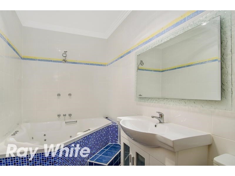 22 Roberts Place, Mcgraths Hill NSW 2756