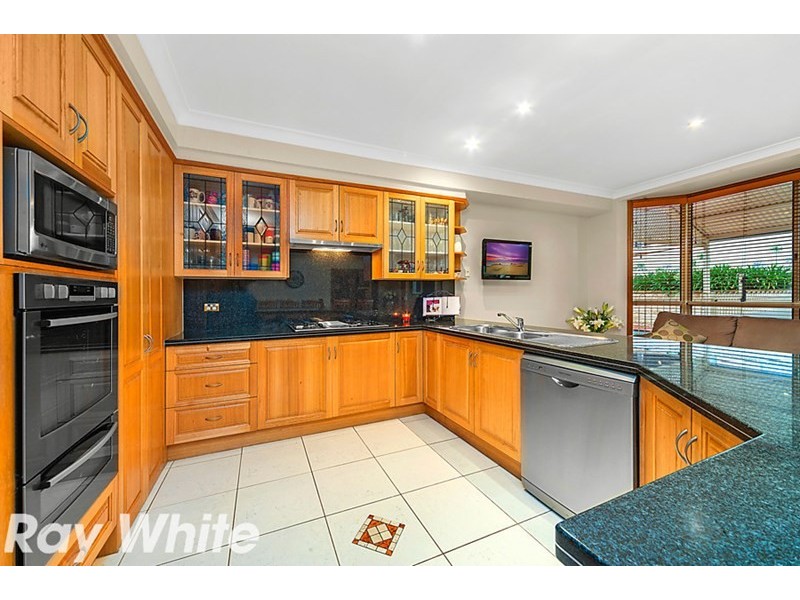 6 Lodgeworth Place, Castle Hill NSW 2154