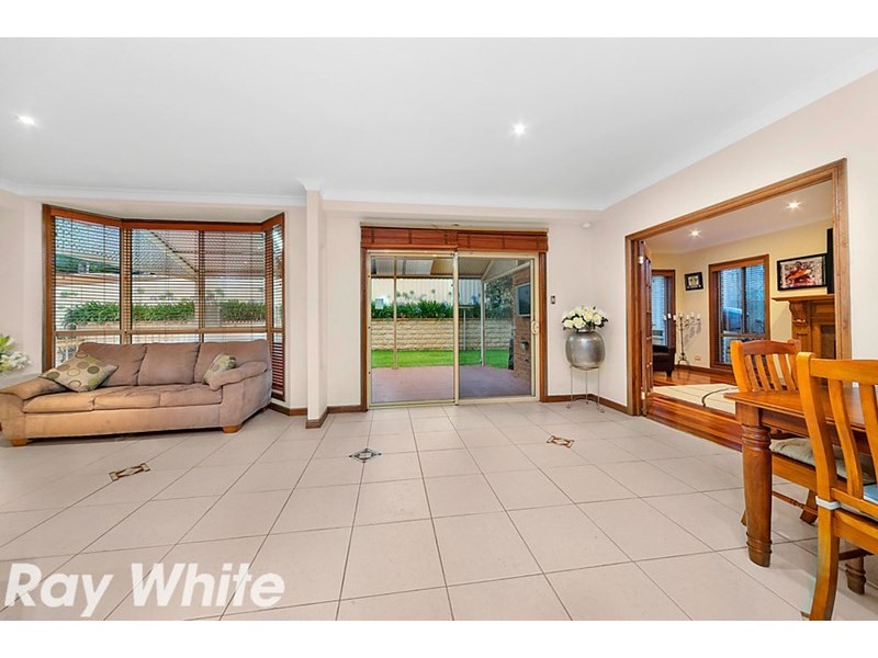 6 Lodgeworth Place, Castle Hill NSW 2154