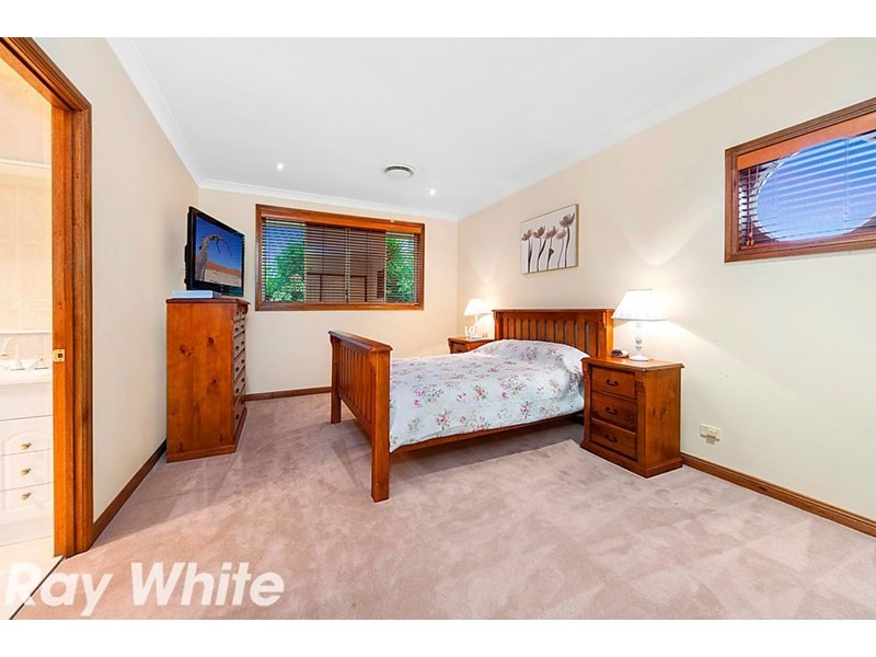 6 Lodgeworth Place, Castle Hill NSW 2154