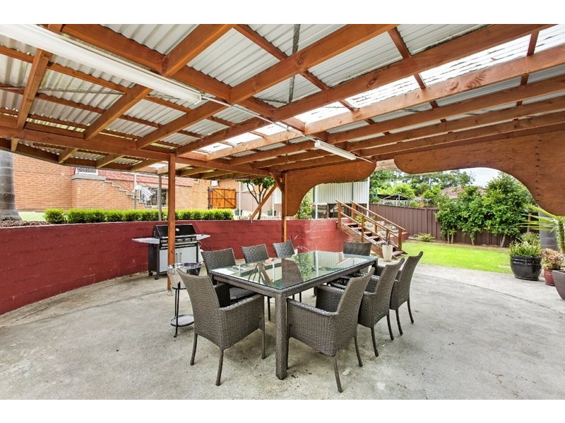 23 Rebecca Parade, Winston Hills NSW 2153