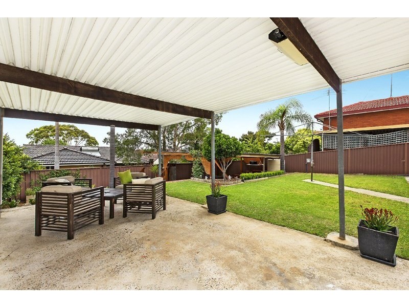 23 Rebecca Parade, Winston Hills NSW 2153