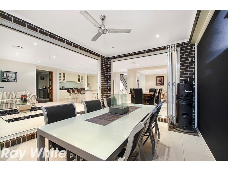 8 Lodgeworth Place, Castle Hill NSW 2154