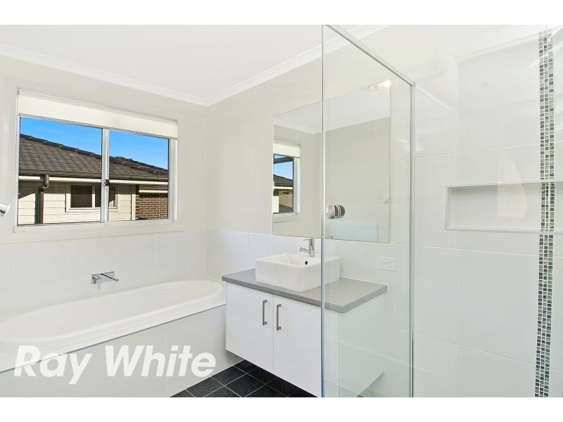 10 Dempsey Crescent, Kellyville NSW 2155