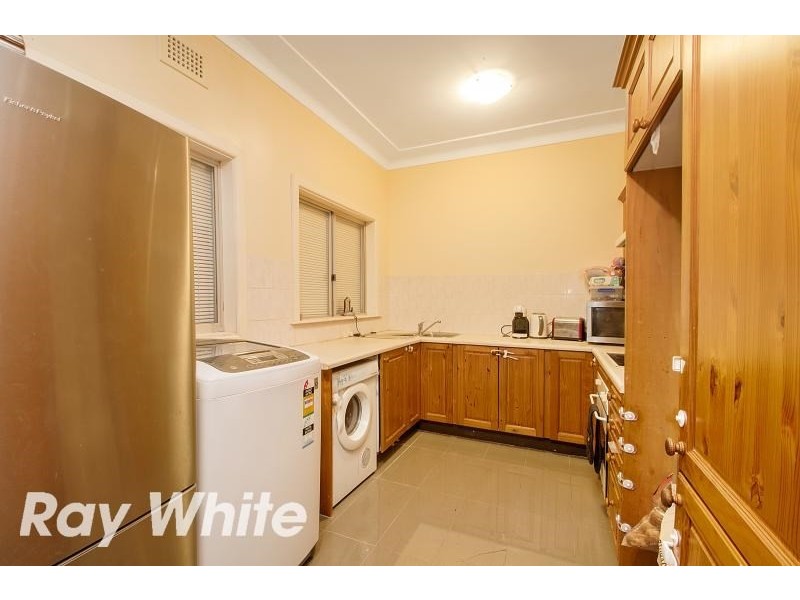 1 Roger Avenue, Castle Hill NSW 2154
