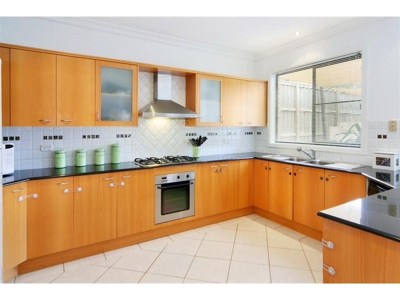 30 Broadleaf Crescent, Beaumont Hills NSW 2155