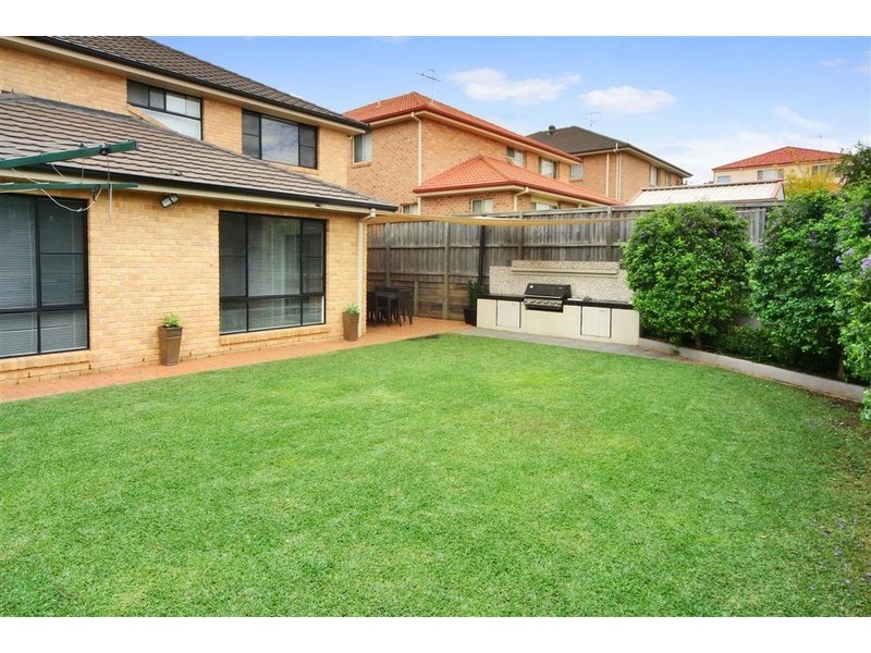 30 Broadleaf Crescent, Beaumont Hills NSW 2155
