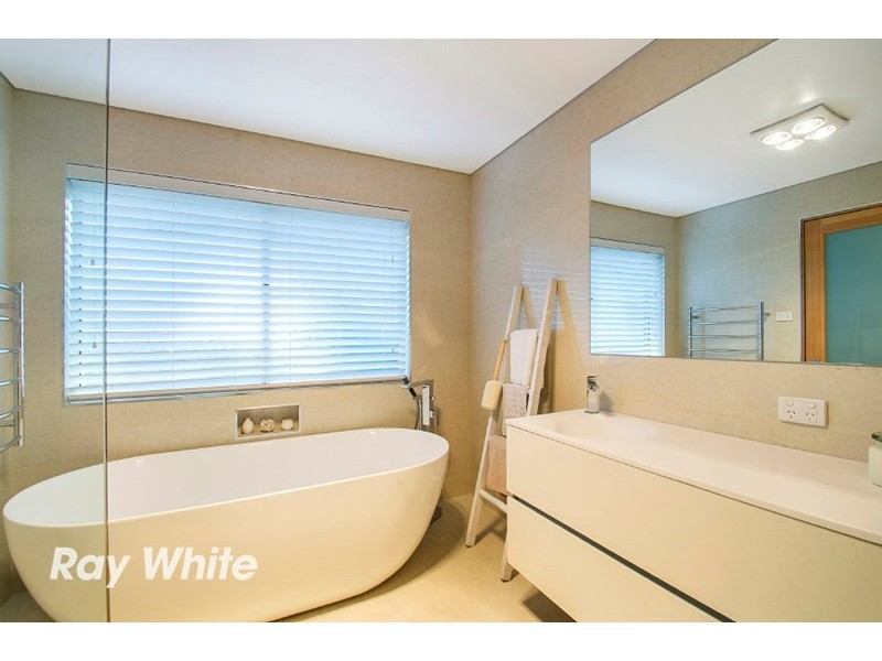 3 Stanhope Row, Bella Vista NSW 2153