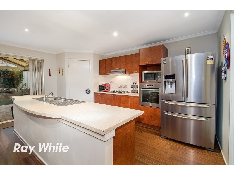 8 Holbrook Court, Stanhope Gardens NSW 2768