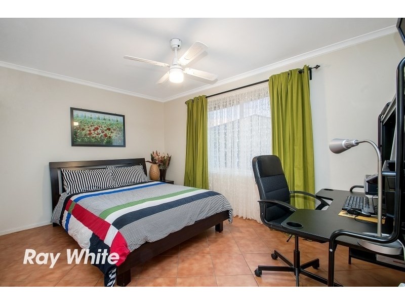 8 Holbrook Court, Stanhope Gardens NSW 2768